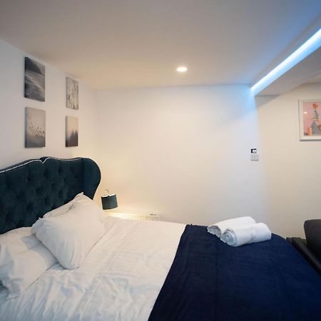 Carter House Apartments.....6 Beds In 3 Bedrooms Leeds  Rum bild